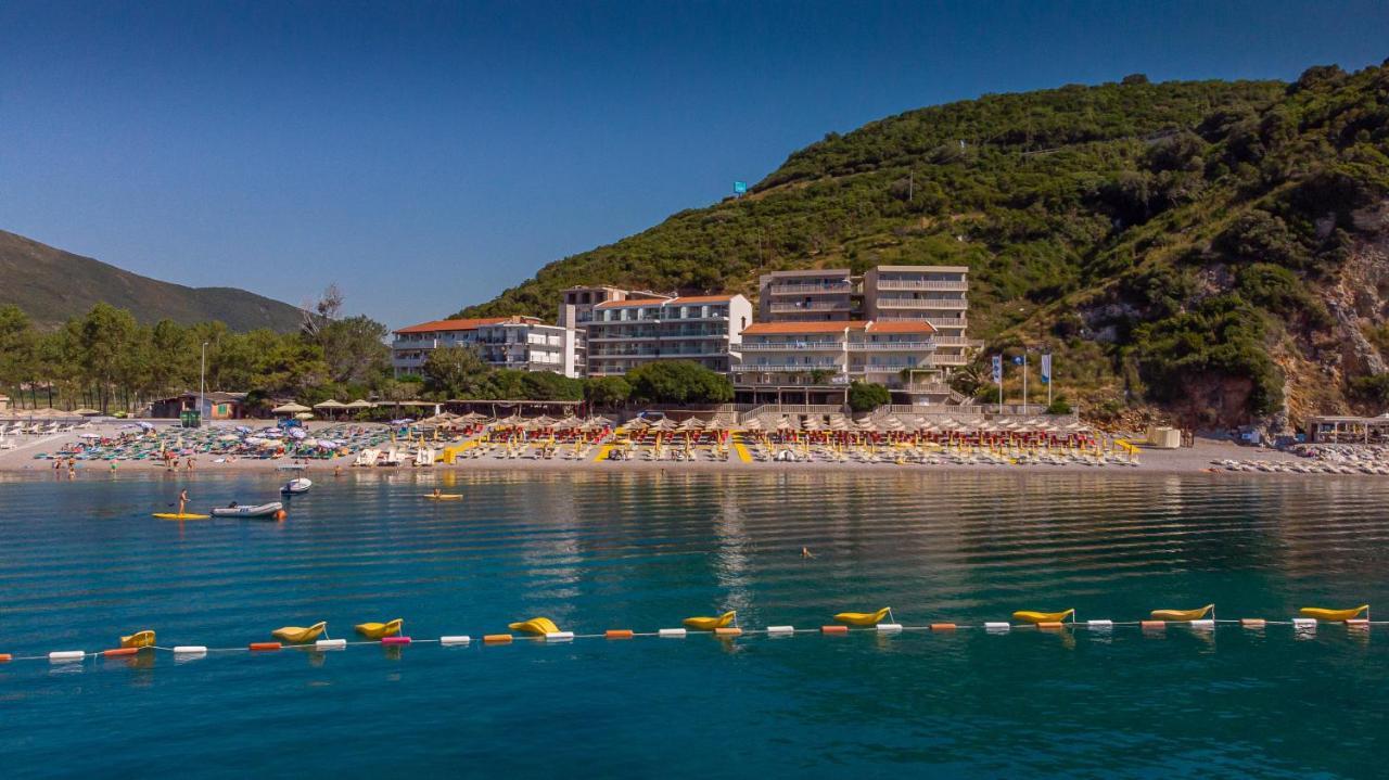 Poseidon The Beach Hotel Budva Exterior photo