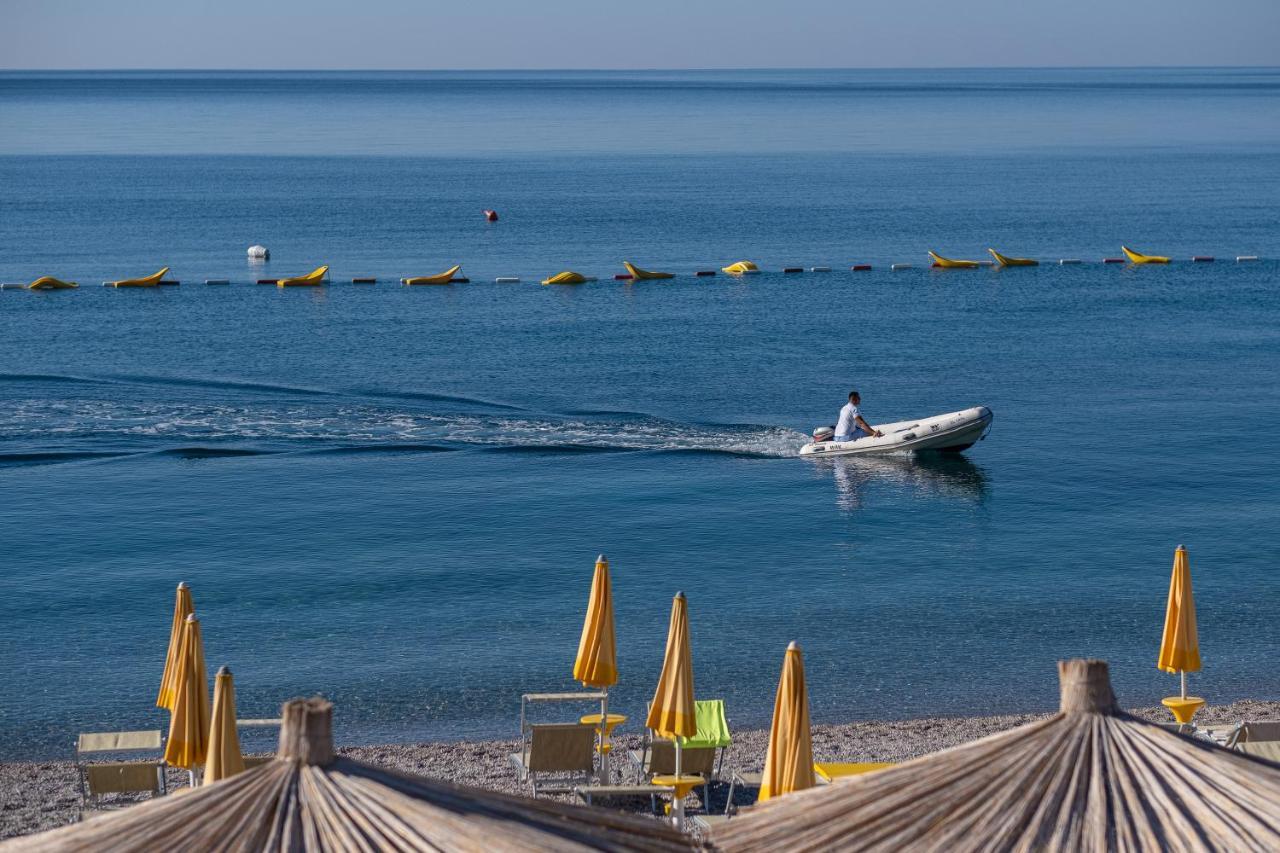 Poseidon The Beach Hotel Budva Exterior photo