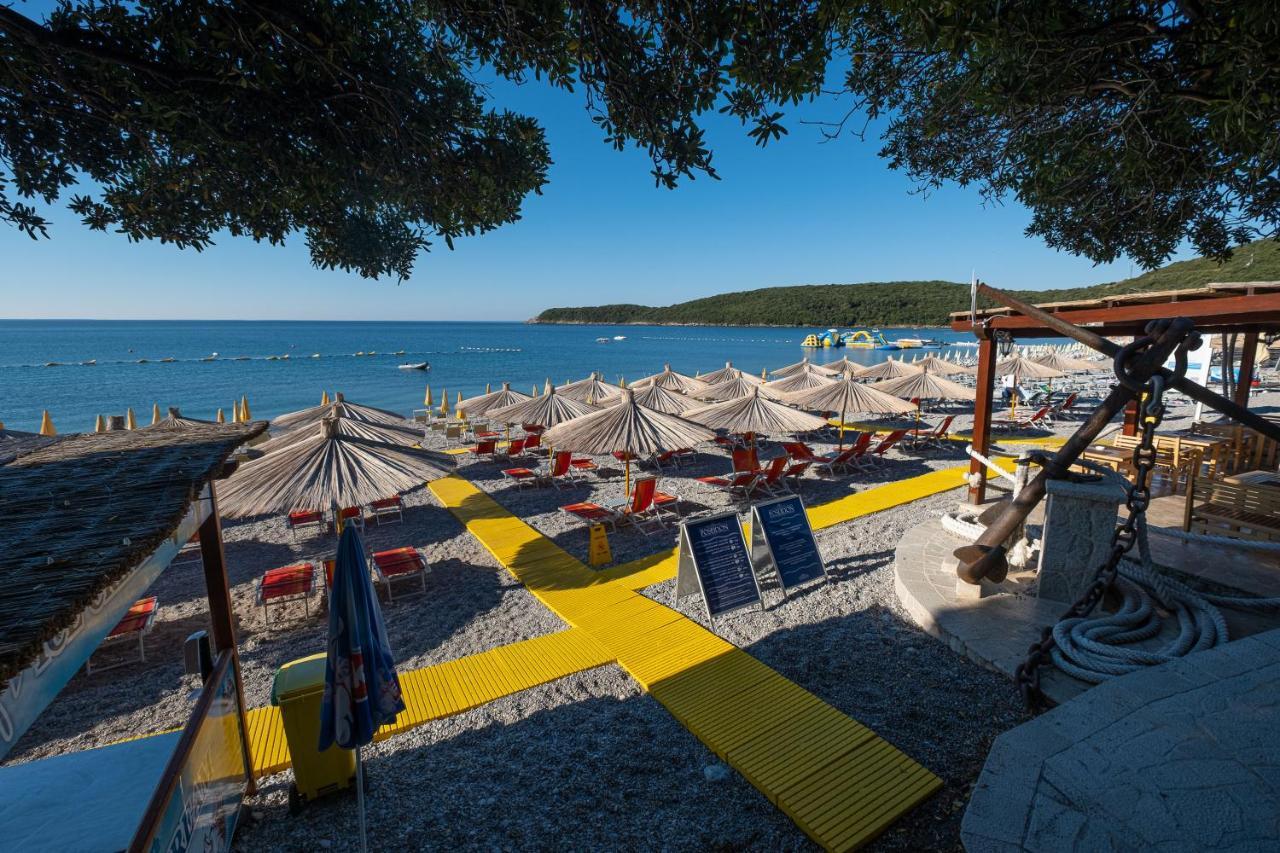 Poseidon The Beach Hotel Budva Exterior photo