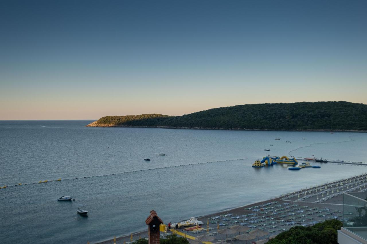 Poseidon The Beach Hotel Budva Exterior photo