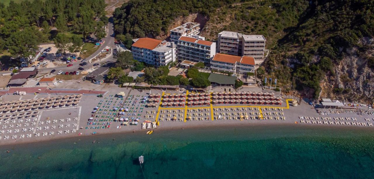 Poseidon The Beach Hotel Budva Exterior photo